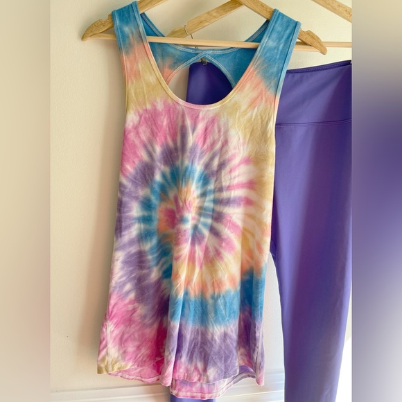 Zyia Active Tie Dye Racerback Tank Top Large - Picture 5 of 7